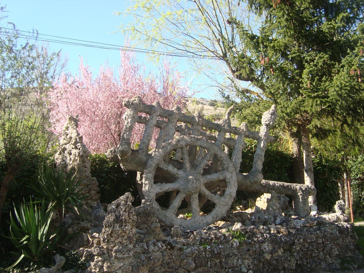 Picon Del Conde Hotell Monasterio de Rodilla Eksteriør bilde